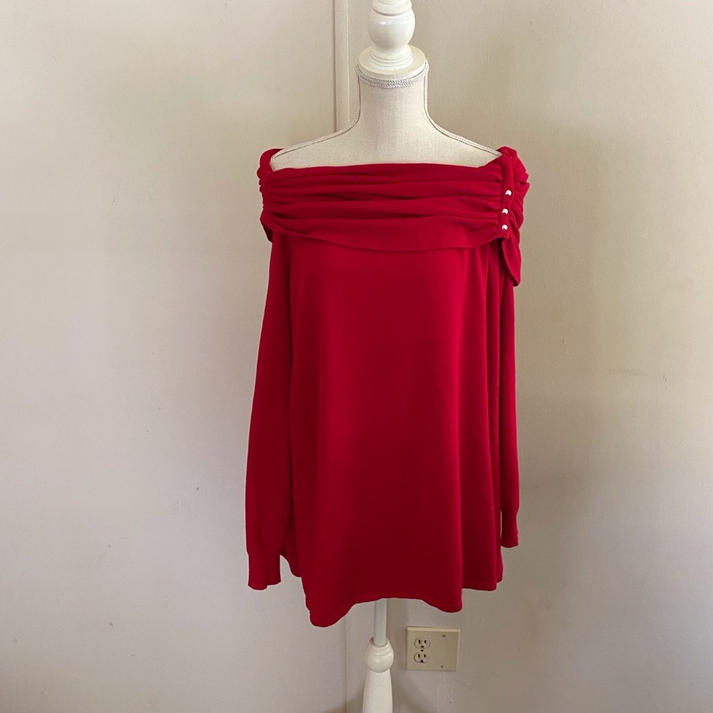Sale Avenue Red Off Shoulder Sweater Size 22/24